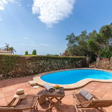 Сasa de vacaciones Villa Elena *